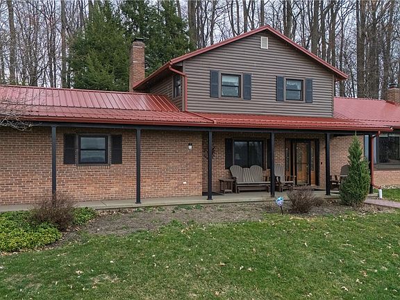 3rd image of 15829 Elmwood Dr