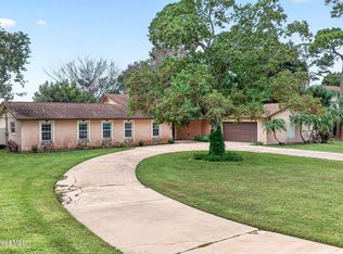 525 Hidden Creek Dr, Merritt Island, FL 32952