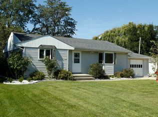 9341 S 33rd St, Franklin, WI 53132
