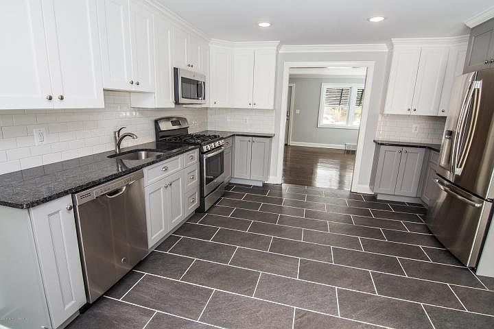 2nd image of 34 Winfield Dr