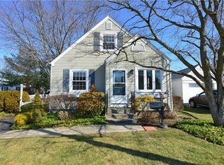 181 Chandler Ave, Cranston, RI 02910