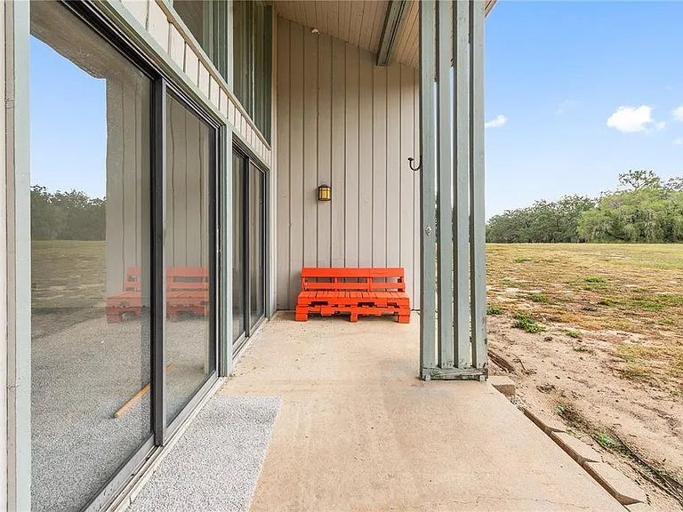 2114 Corner Lake Dr #E — Photo 6