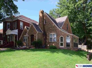 1702 S 32nd Ave, Omaha, NE 68105