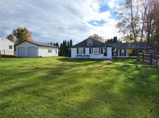 11925 Oakmont Dr, Conneaut Lake, PA 16316