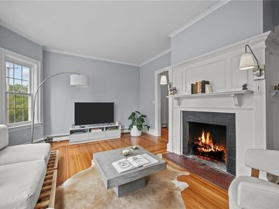 515 Angell St, Providence, RI, 02906