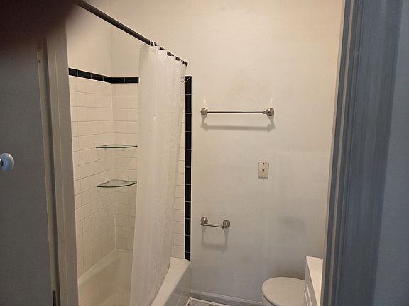 Rear Bath