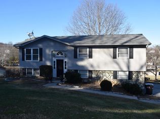 7720 Cloudland Rd, Powell, TN 37849