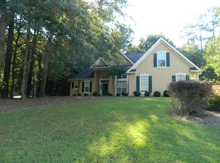8 Inland Ct, Newnan, GA 30263