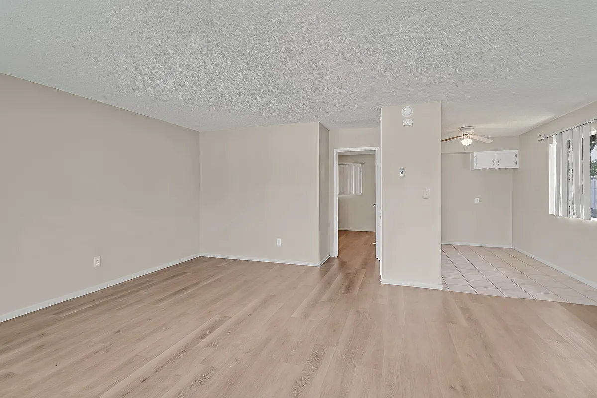 Building Photo - 1148 El Paseo St #1