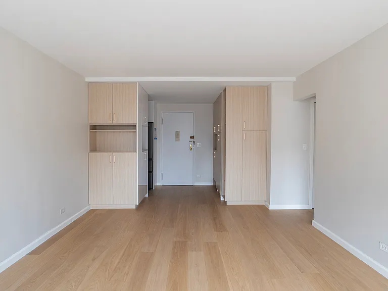 382 Central Park W #15H — Photo 4