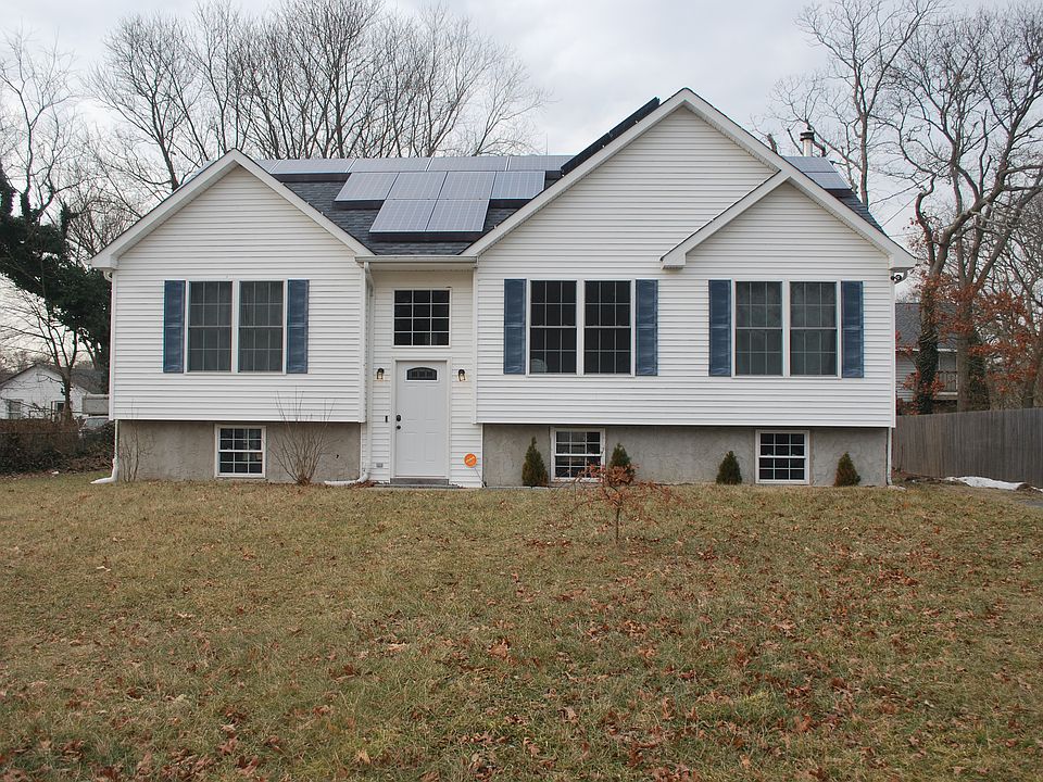 1st image of 158 Huguenot Dr