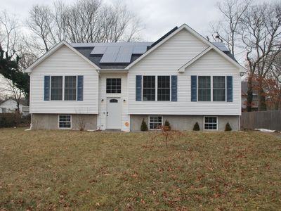 158 Huguenot Dr, Mastic Beach, NY, 11951