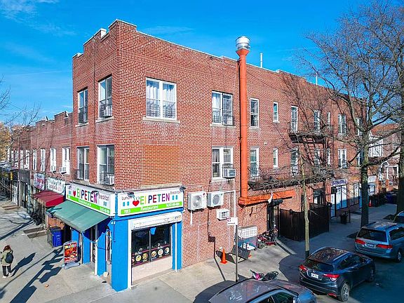 3rd image of 7023 20th Ave Unit 4