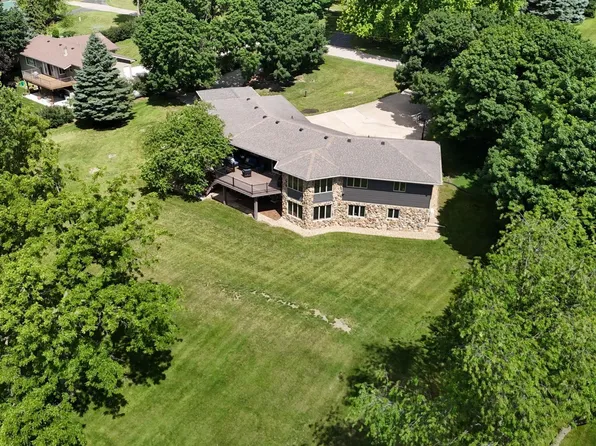 1030 267th St, Nashua, IA 50658