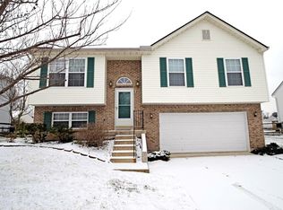 10 Partridge Dr, Amelia, OH 45102