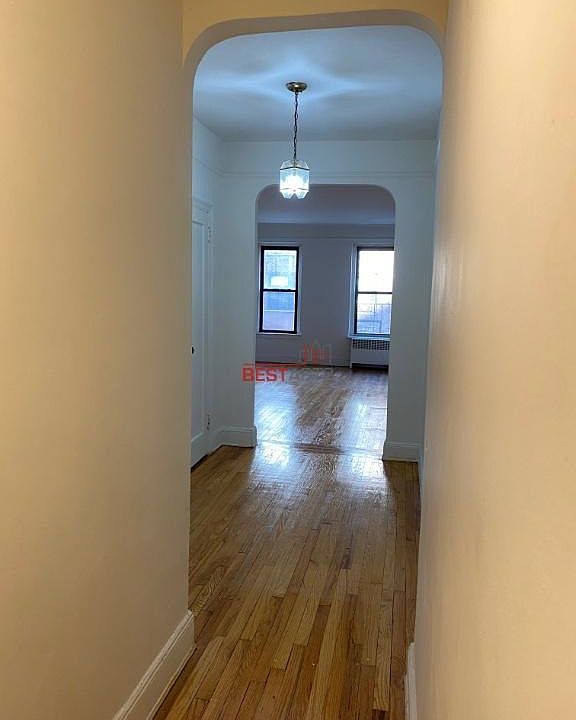 1st image of 220 E 52nd St APT 3C