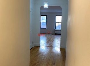 220 E 52nd St APT 3C, New York, NY 10022