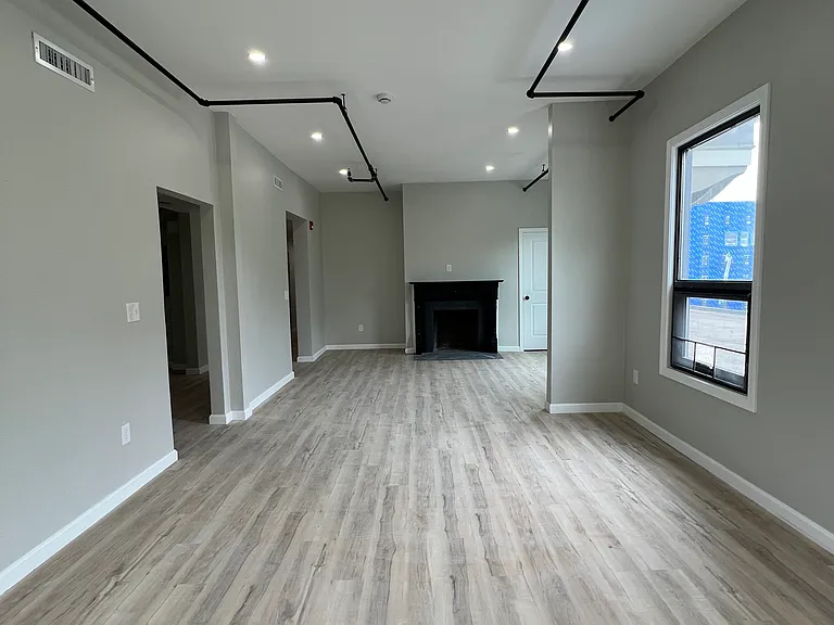 200 Broad St #3A — Photo 5