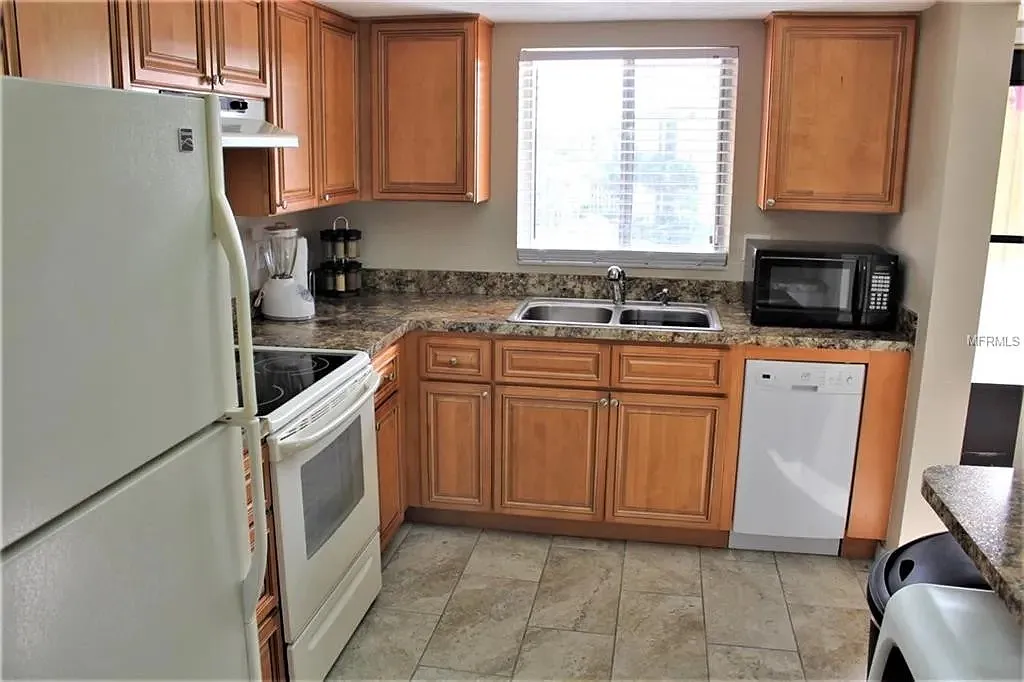 2 bed, 1144 sqft, $1,650 — Photo 4
