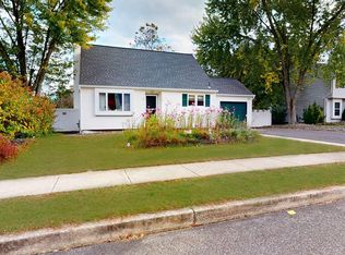 138 Saint Moritz Dr, Sicklerville, NJ