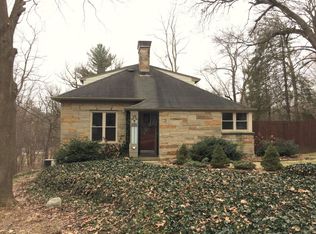 1101 Hillcrest Ave, Kalamazoo, MI 49008