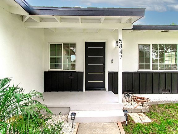 3rd image of 5847 Meadowbrook Ln