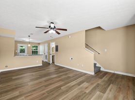 Mccormick Lane-2260, 2260B