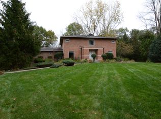 23559 N Raleigh Dr, Prairie View, IL 60069