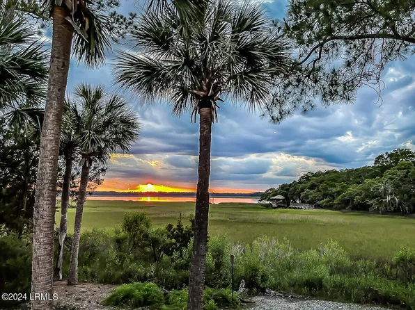 1135 Palmetto Point, Saint Helena Island, SC 29920