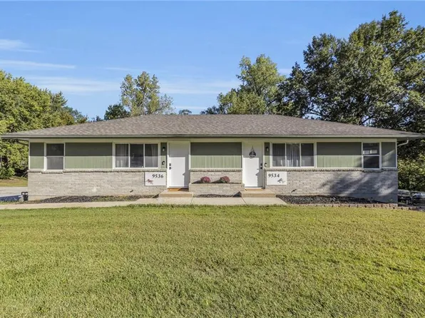 9534-9536 W 55th St, Shawnee, KS 66203
