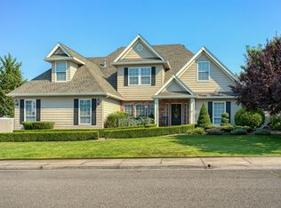 3565 Cherry Ln, Medford, OR
