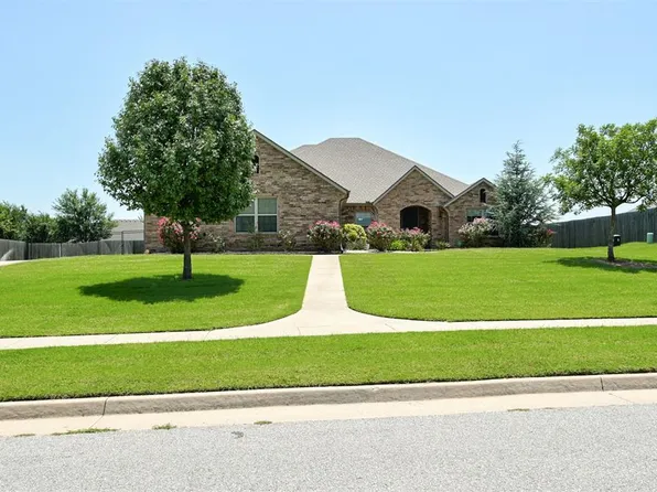 10812 NW 95th St, Yukon, OK 73099