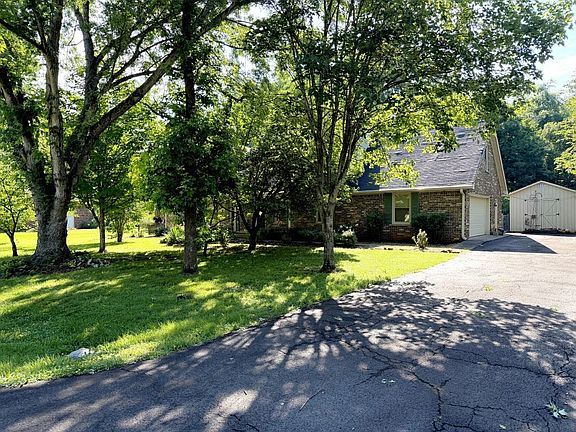 2nd image of 687 Plantation Dr