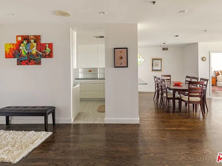 10724 Wilshire Blvd #712 — Photo 10