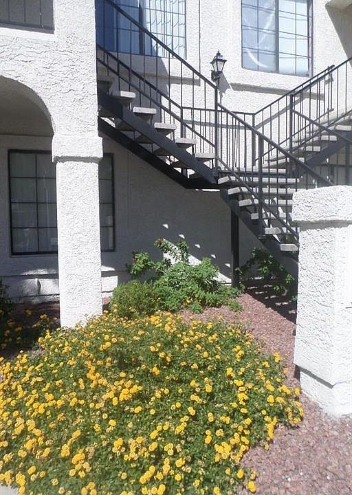 2nd image of 4837 Nara Vista Way Unit 201