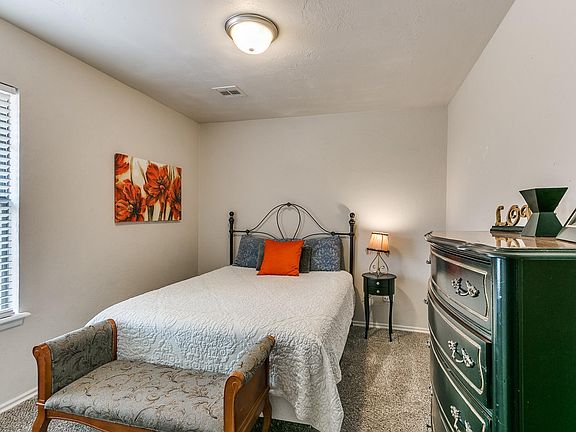 4th image of 17404 Zinc Dr
