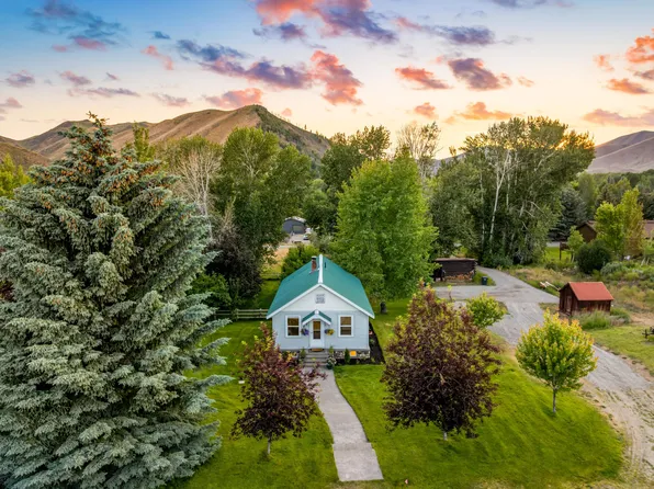 111 N Aspen Dr, Hailey, ID 83333