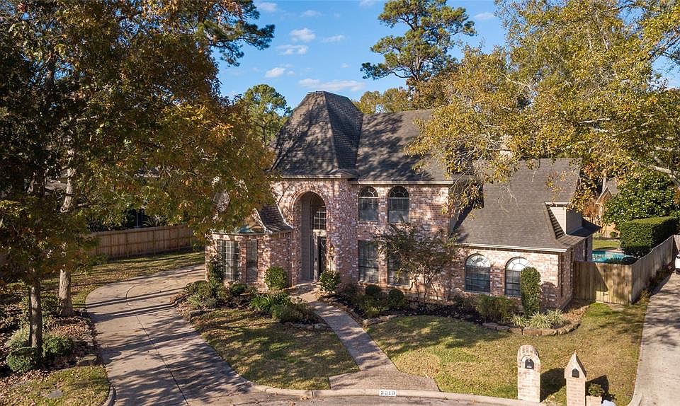 1st image of 3010 Heatherpark Dr
