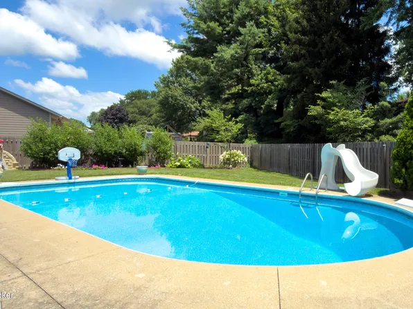2611 Kennersley Dr, Langdon Place, KY 40242