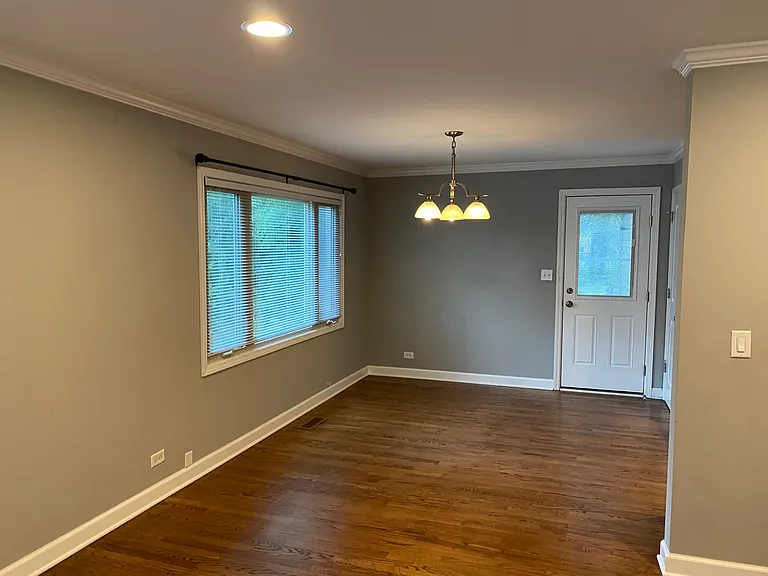 138 N Richard Ave — Photo 4