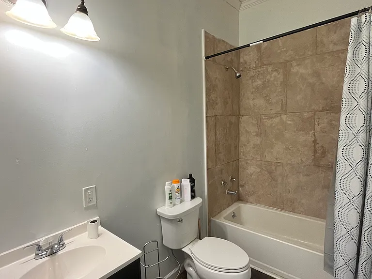 149 Walnut St — Photo 6