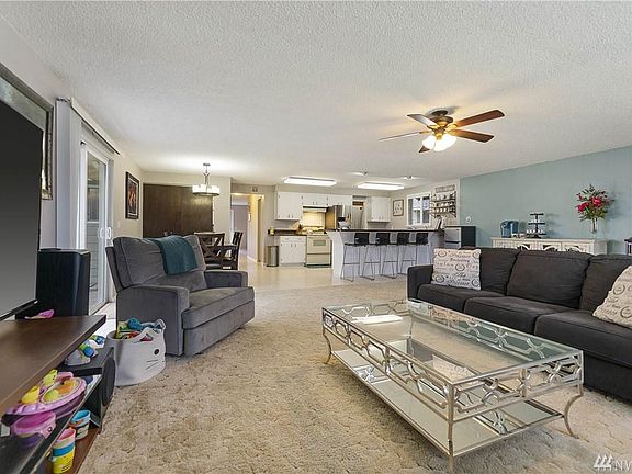 5th image of 5133 117th Pl NE