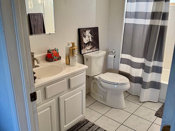 4th image of 112 Ridge Point Cir #2