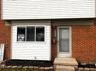 25635 Salem Ct UNIT 108, Roseville, MI 48066