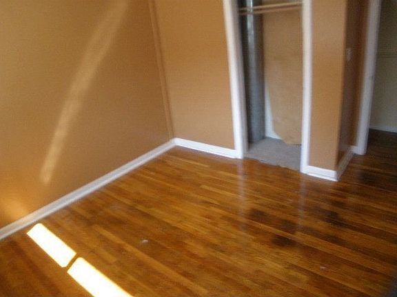 4th image of 3166 Westwood Dr