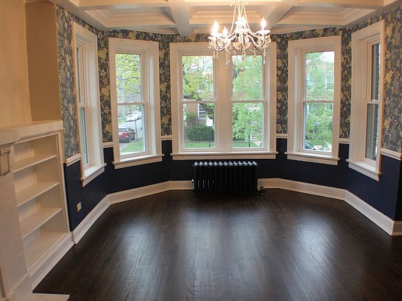 2nd image of 6056 N Claremont Ave #1