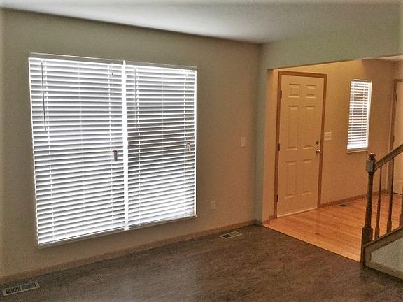 5th image of 803 Orange Tree Ct