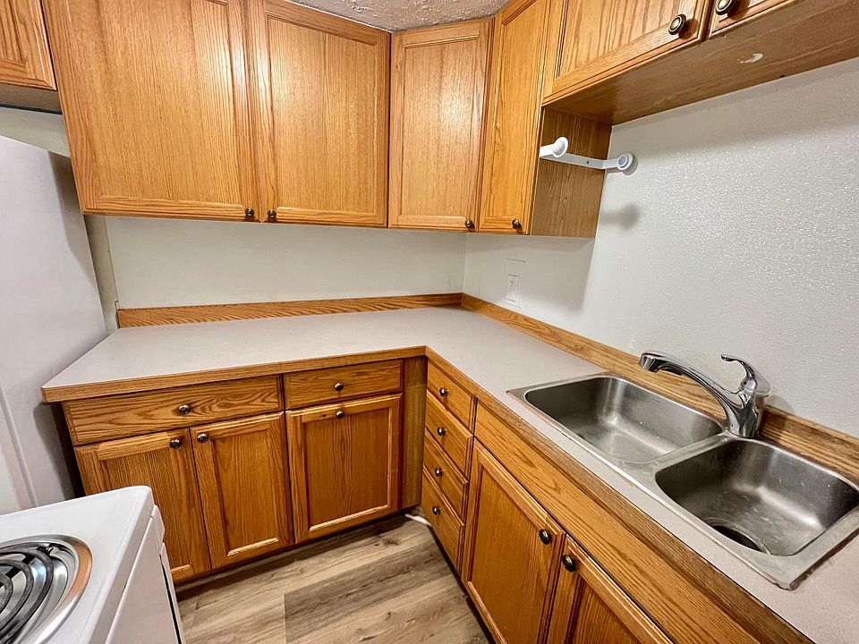 617 1/2 Grand Ave, Billings, MT 59102 Zillow