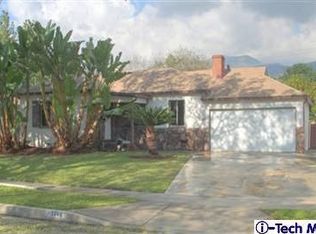 3205 Las Lunas St, Pasadena, CA 91107