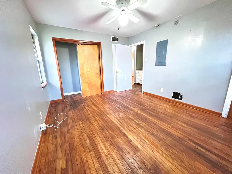 2913 Sheridan Dr — Photo 15